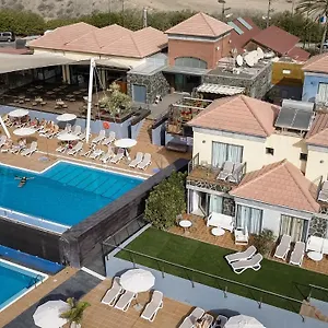 *** Semesteranläggning (resort) Caybeach Spanien